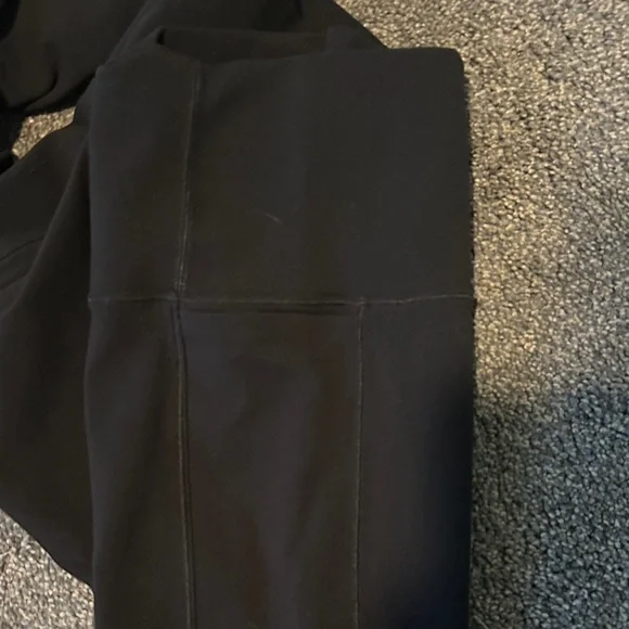 Vuori Black Leggings - Picture 4 of 5